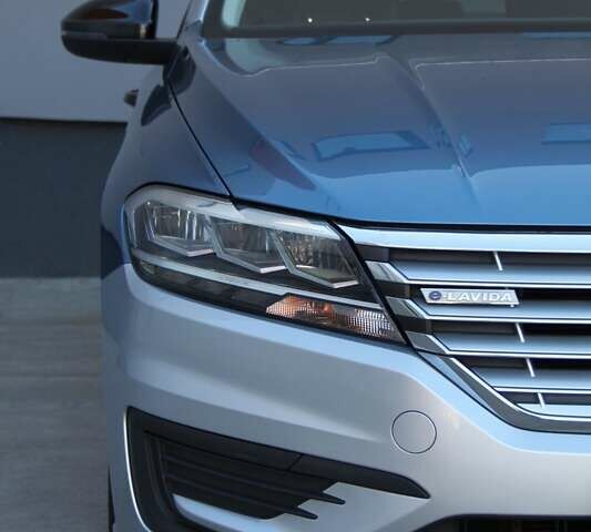 Серый Фольксваген e-Lavida, объемом двигателя 0 л и пробегом 54 тыс. км за 13500 $, фото 2 на Automoto.ua