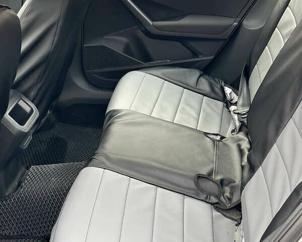 Серый Фольксваген e-Lavida, объемом двигателя 0 л и пробегом 75 тыс. км за 18000 $, фото 6 на Automoto.ua