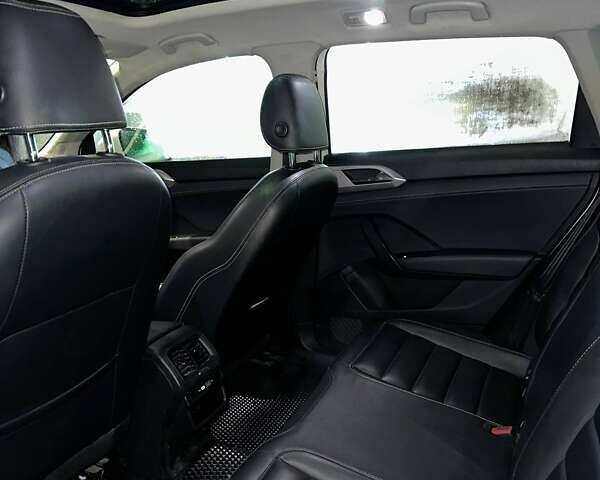 Білий Фольксваген E-Tharu, об'ємом двигуна 0 л та пробігом 130 тис. км за 17000 $, фото 8 на Automoto.ua