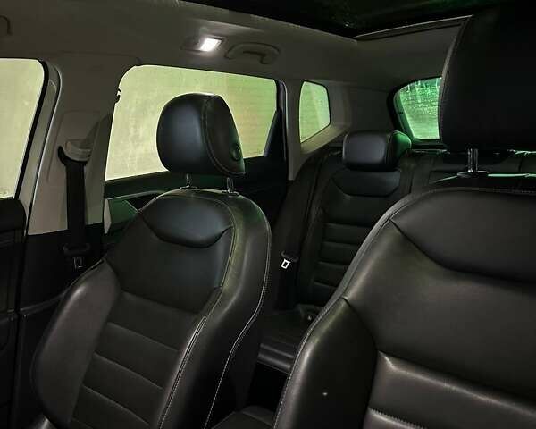 Білий Фольксваген E-Tharu, об'ємом двигуна 0 л та пробігом 130 тис. км за 17000 $, фото 7 на Automoto.ua