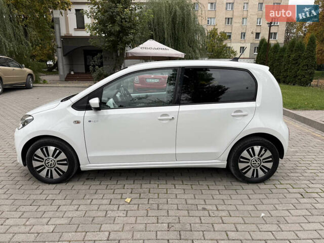 Фольксваген e-up 2013 в Каменце-Подольском на Automoto.ua Белый Фольксваген e-up, объемом двигателя 0 л и пробегом 150 тыс. км за 5999 $, фото 7 на Automoto.ua
