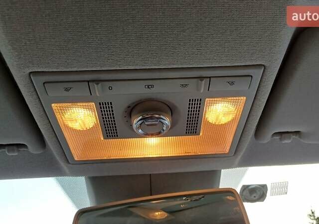 Білий Фольксваген e-up, об'ємом двигуна 0 л та пробігом 114 тис. км за 6499 $, фото 31 на Automoto.ua