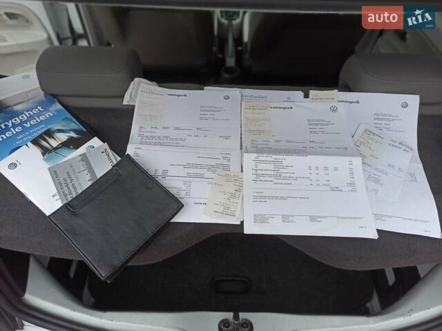 Белый Фольксваген e-up, объемом двигателя 0 л и пробегом 161 тыс. км за 6950 $, фото 15 на Automoto.ua