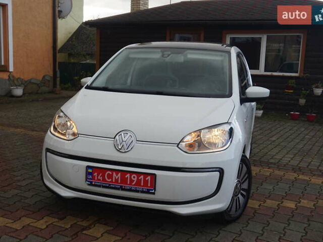 Фольксваген e-up 2013 в Самборе на Automoto.ua Белый Фольксваген e-up, объемом двигателя 0 л и пробегом 120 тыс. км за 6000 $, фото 2 на Automoto.ua