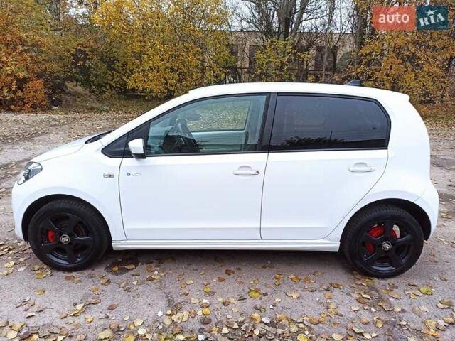 Белый Фольксваген e-up, объемом двигателя 0 л и пробегом 161 тыс. км за 6950 $, фото 2 на Automoto.ua
