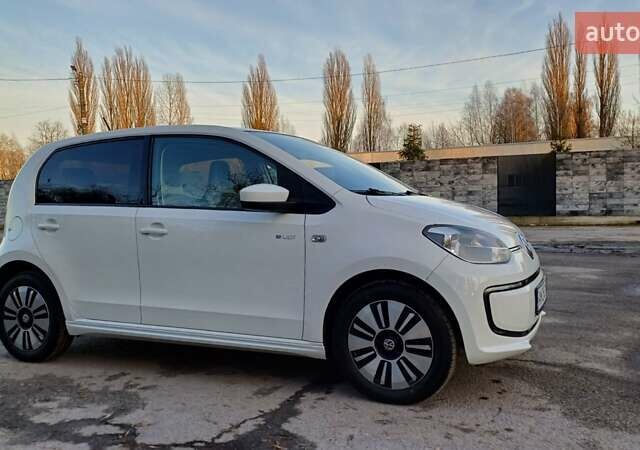 Білий Фольксваген e-up, об'ємом двигуна 0 л та пробігом 114 тис. км за 6499 $, фото 2 на Automoto.ua