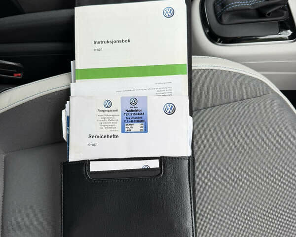 Фольксваген e-up 2013 в Каменце-Подольском на Automoto.ua Белый Фольксваген e-up, объемом двигателя 0 л и пробегом 150 тыс. км за 5999 $, фото 20 на Automoto.ua