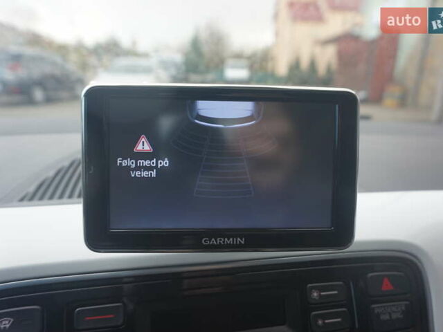 Фольксваген e-up 2013 в Самборе на Automoto.ua Белый Фольксваген e-up, объемом двигателя 0 л и пробегом 120 тыс. км за 6000 $, фото 32 на Automoto.ua