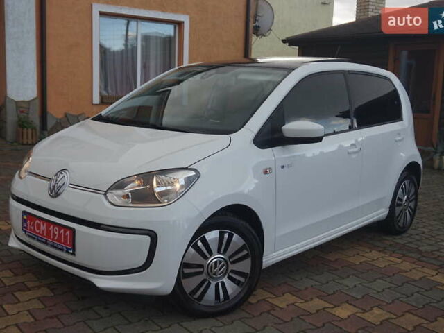 Фольксваген e-up 2013 в Самборе на Automoto.ua Белый Фольксваген e-up, объемом двигателя 0 л и пробегом 120 тыс. км за 6000 $, фото 1 на Automoto.ua