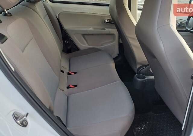 Білий Фольксваген e-up, об'ємом двигуна 0 л та пробігом 114 тис. км за 6499 $, фото 51 на Automoto.ua