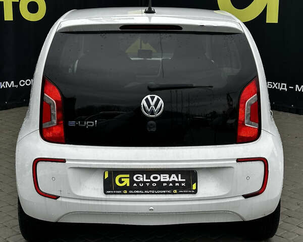 Белый Фольксваген e-up, объемом двигателя 0 л и пробегом 72 тыс. км за 6900 $, фото 14 на Automoto.ua