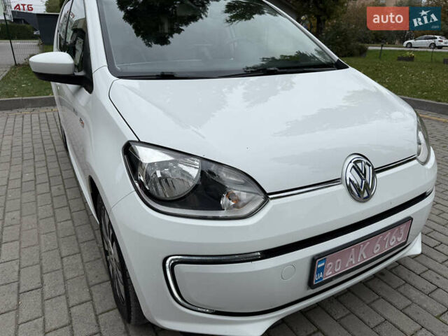 Фольксваген e-up 2013 в Каменце-Подольском на Automoto.ua Белый Фольксваген e-up, объемом двигателя 0 л и пробегом 150 тыс. км за 5999 $, фото 10 на Automoto.ua