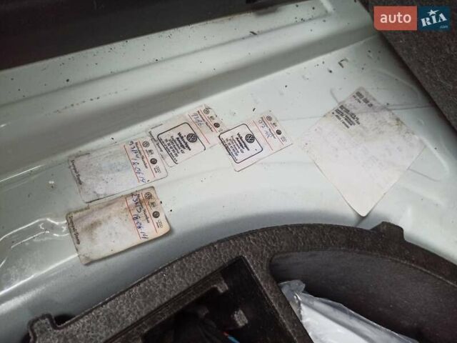 Белый Фольксваген e-up, объемом двигателя 0 л и пробегом 161 тыс. км за 6950 $, фото 17 на Automoto.ua