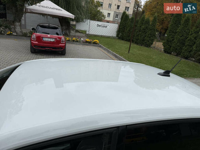 Фольксваген e-up 2013 в Каменце-Подольском на Automoto.ua Белый Фольксваген e-up, объемом двигателя 0 л и пробегом 150 тыс. км за 5999 $, фото 22 на Automoto.ua