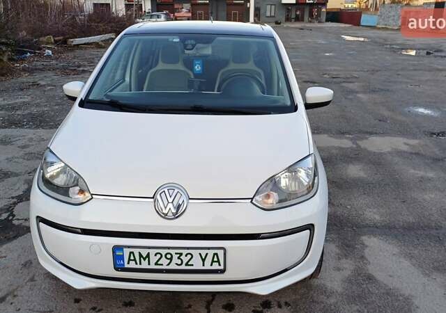 Білий Фольксваген e-up, об'ємом двигуна 0 л та пробігом 114 тис. км за 6499 $, фото 5 на Automoto.ua