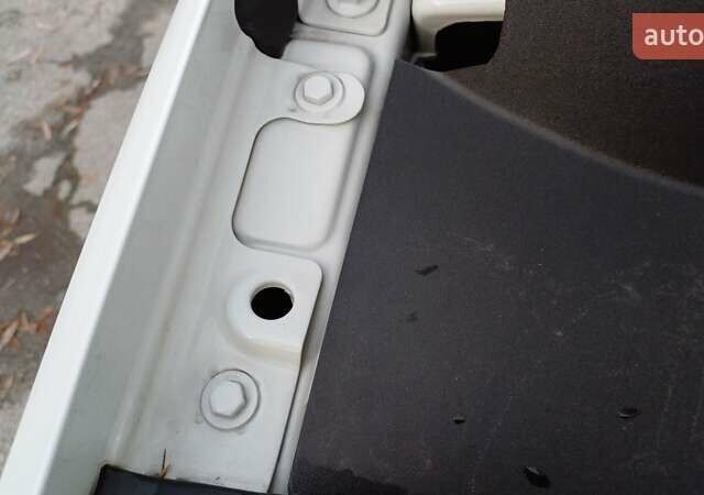 Білий Фольксваген e-up, об'ємом двигуна 0 л та пробігом 114 тис. км за 6499 $, фото 19 на Automoto.ua