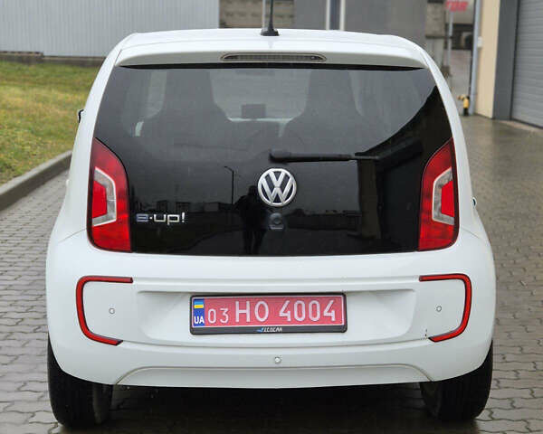 Білий Фольксваген e-up, об'ємом двигуна 0 л та пробігом 70 тис. км за 5750 $, фото 3 на Automoto.ua