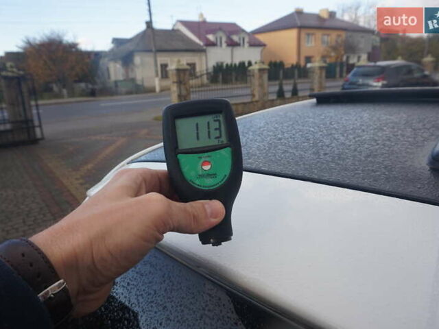 Фольксваген e-up 2013 в Самборе на Automoto.ua Белый Фольксваген e-up, объемом двигателя 0 л и пробегом 120 тыс. км за 6000 $, фото 69 на Automoto.ua