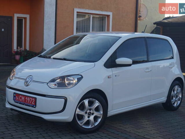 Белый Фольксваген e-up, объемом двигателя 0 л и пробегом 84 тыс. км за 6200 $, фото 1 на Automoto.ua