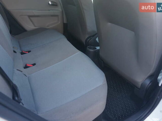 Белый Фольксваген e-up, объемом двигателя 0 л и пробегом 84 тыс. км за 6200 $, фото 42 на Automoto.ua