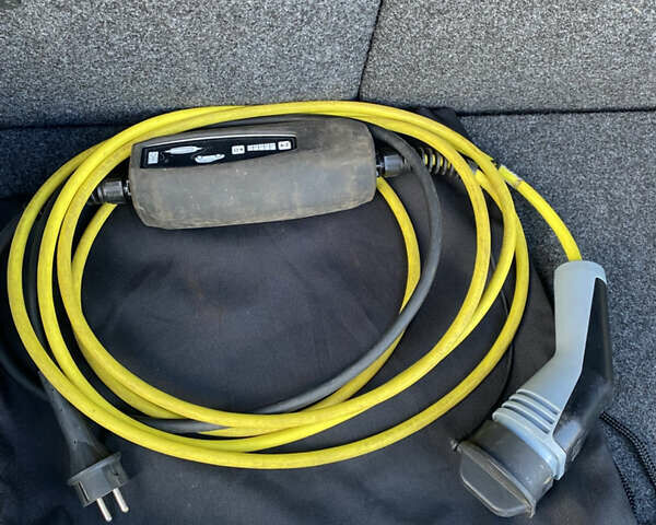 Белый Фольксваген e-up, объемом двигателя 0 л и пробегом 45 тыс. км за 7499 $, фото 10 на Automoto.ua