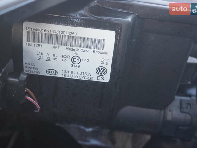 Белый Фольксваген e-up, объемом двигателя 0 л и пробегом 84 тыс. км за 6200 $, фото 58 на Automoto.ua