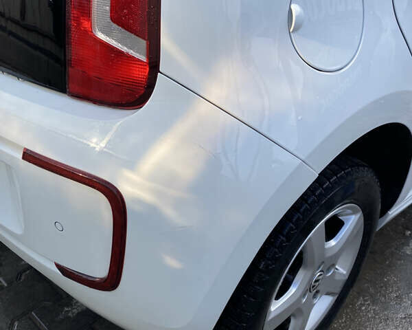 Белый Фольксваген e-up, объемом двигателя 0 л и пробегом 45 тыс. км за 7499 $, фото 14 на Automoto.ua