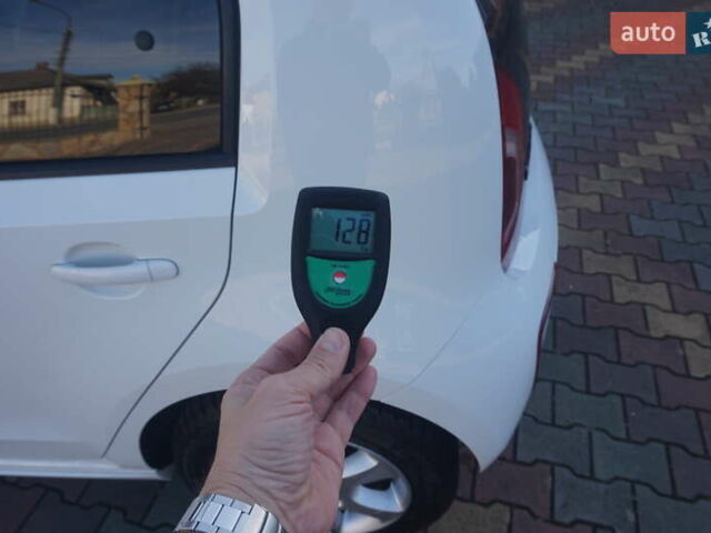 Белый Фольксваген e-up, объемом двигателя 0 л и пробегом 84 тыс. км за 6200 $, фото 64 на Automoto.ua