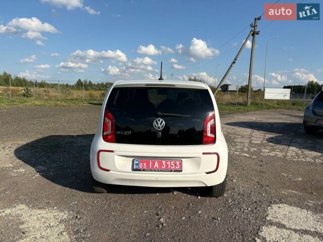 Белый Фольксваген e-up, объемом двигателя 0 л и пробегом 142 тыс. км за 6100 $, фото 4 на Automoto.ua