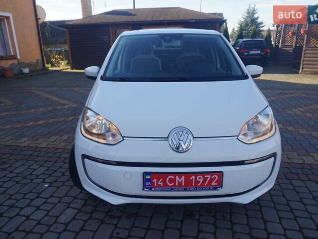 Белый Фольксваген e-up, объемом двигателя 0 л и пробегом 84 тыс. км за 6200 $, фото 14 на Automoto.ua