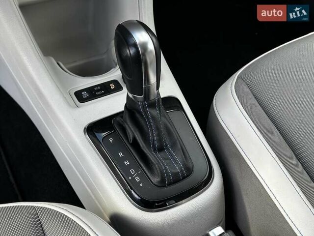 Белый Фольксваген e-up, объемом двигателя 0 л и пробегом 89 тыс. км за 6799 $, фото 19 на Automoto.ua