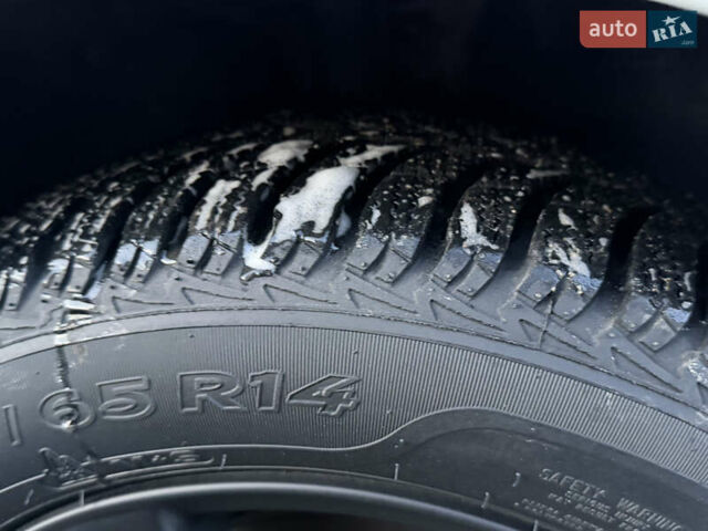 Белый Фольксваген e-up, объемом двигателя 0 л и пробегом 84 тыс. км за 5850 $, фото 14 на Automoto.ua