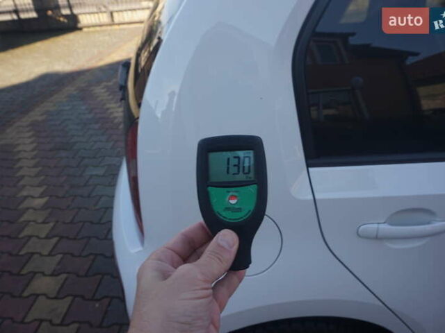 Белый Фольксваген e-up, объемом двигателя 0 л и пробегом 84 тыс. км за 6200 $, фото 66 на Automoto.ua