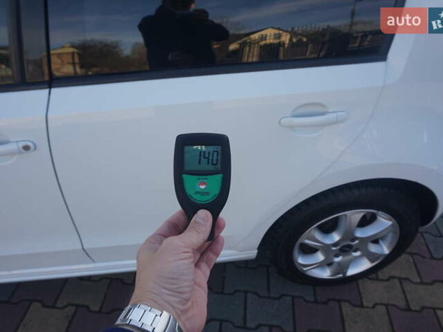 Белый Фольксваген e-up, объемом двигателя 0 л и пробегом 84 тыс. км за 6200 $, фото 63 на Automoto.ua