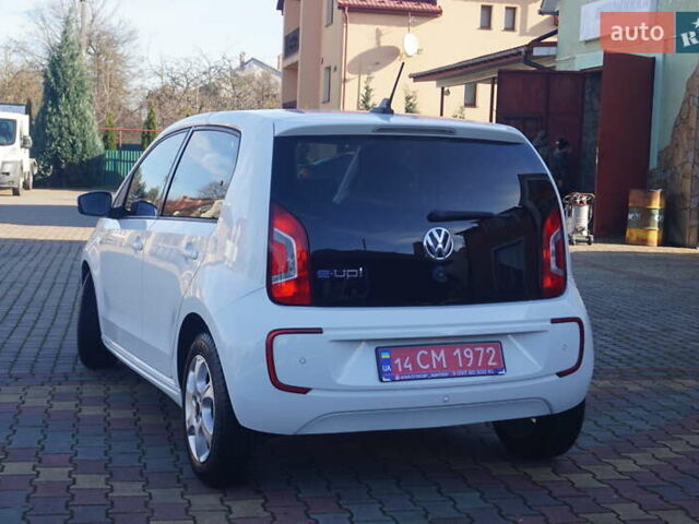 Белый Фольксваген e-up, объемом двигателя 0 л и пробегом 84 тыс. км за 6200 $, фото 10 на Automoto.ua