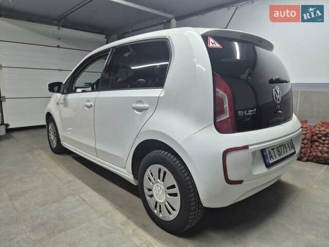 Белый Фольксваген e-up, объемом двигателя 0 л и пробегом 88 тыс. км за 6650 $, фото 1 на Automoto.ua
