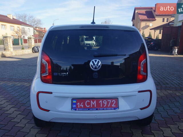 Белый Фольксваген e-up, объемом двигателя 0 л и пробегом 84 тыс. км за 6200 $, фото 18 на Automoto.ua