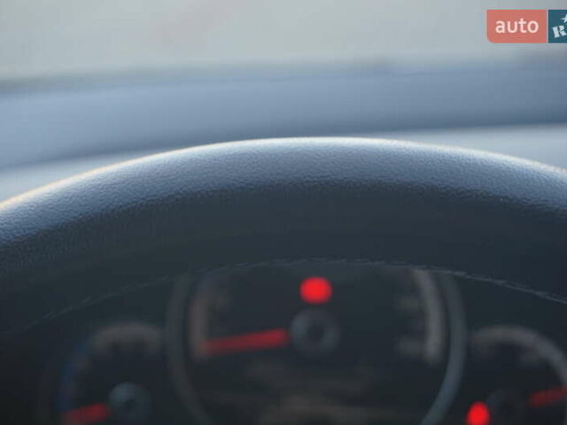 Белый Фольксваген e-up, объемом двигателя 0 л и пробегом 84 тыс. км за 6200 $, фото 30 на Automoto.ua