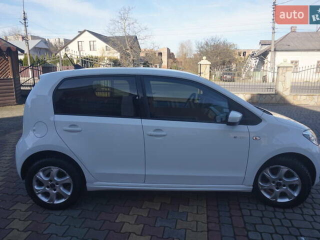 Белый Фольксваген e-up, объемом двигателя 0 л и пробегом 84 тыс. км за 6200 $, фото 16 на Automoto.ua