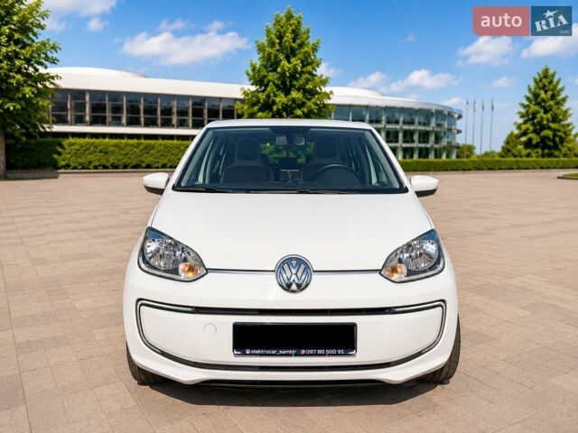 Білий Фольксваген e-up, об'ємом двигуна 0 л та пробігом 111 тис. км за 8400 $, фото 16 на Automoto.ua