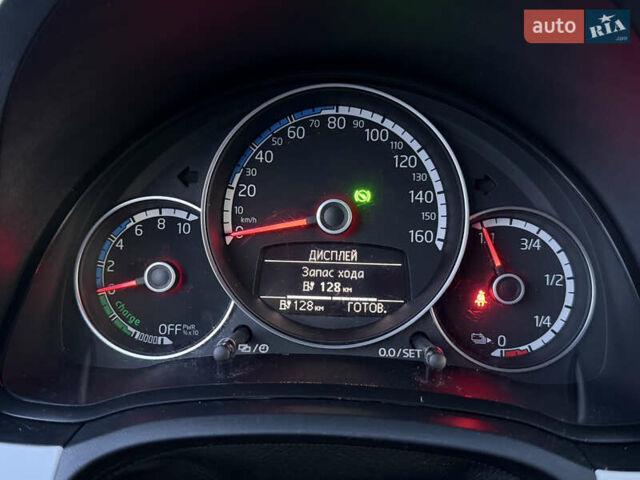 Белый Фольксваген e-up, объемом двигателя 0 л и пробегом 84 тыс. км за 5850 $, фото 21 на Automoto.ua