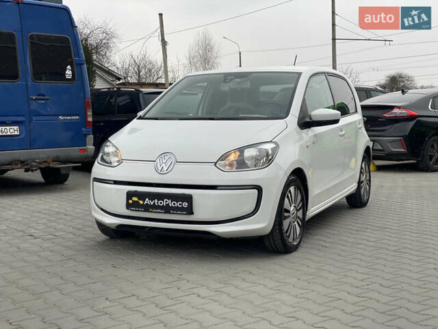 Белый Фольксваген e-up, объемом двигателя 0 л и пробегом 104 тыс. км за 6699 $, фото 1 на Automoto.ua