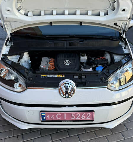 Білий Фольксваген e-up, об'ємом двигуна 0 л та пробігом 49 тис. км за 7700 $, фото 46 на Automoto.ua