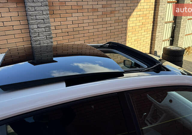 Белый Фольксваген e-up, объемом двигателя 0 л и пробегом 49 тыс. км за 8100 $, фото 13 на Automoto.ua