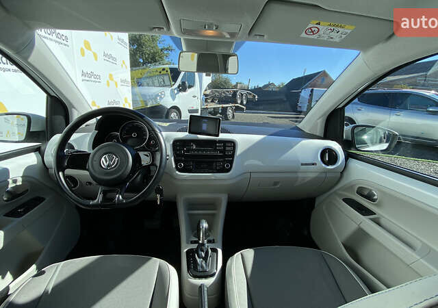Белый Фольксваген e-up, объемом двигателя 0 л и пробегом 106 тыс. км за 6700 $, фото 33 на Automoto.ua