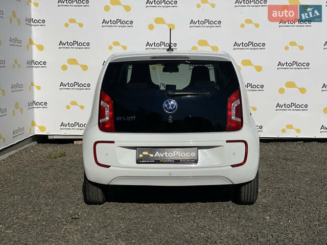 Белый Фольксваген e-up, объемом двигателя 0 л и пробегом 106 тыс. км за 6700 $, фото 13 на Automoto.ua