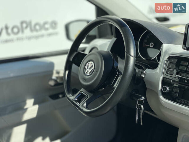 Белый Фольксваген e-up, объемом двигателя 0 л и пробегом 106 тыс. км за 6700 $, фото 29 на Automoto.ua