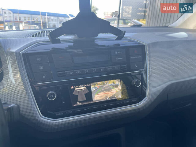 Белый Фольксваген e-up, объемом двигателя 0 л и пробегом 175 тыс. км за 6900 $, фото 17 на Automoto.ua