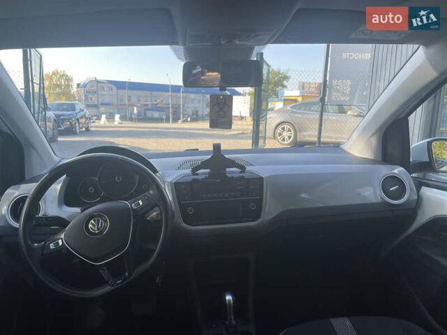 Белый Фольксваген e-up, объемом двигателя 0 л и пробегом 175 тыс. км за 6900 $, фото 10 на Automoto.ua