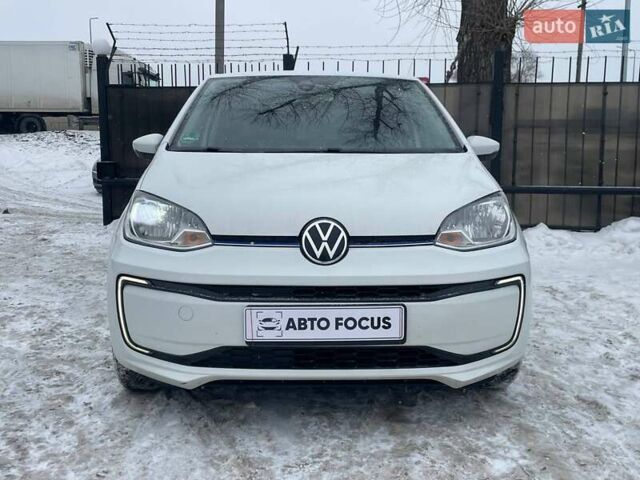 Білий Фольксваген e-up, об'ємом двигуна 0 л та пробігом 126 тис. км за 7790 $, фото 1 на Automoto.ua